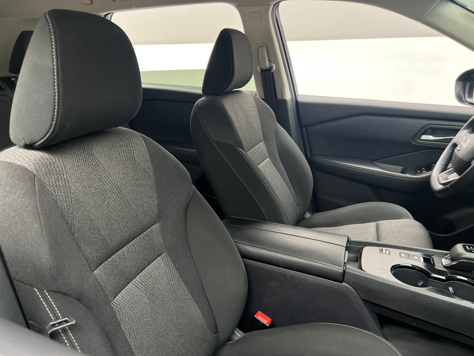 Thumbnail: 2025 Nissan Rogue - 2