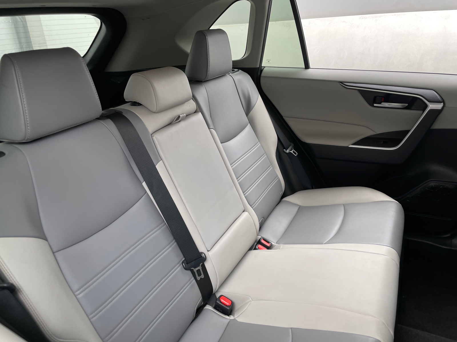 Thumbnail: 2021 Toyota RAV4 - 5