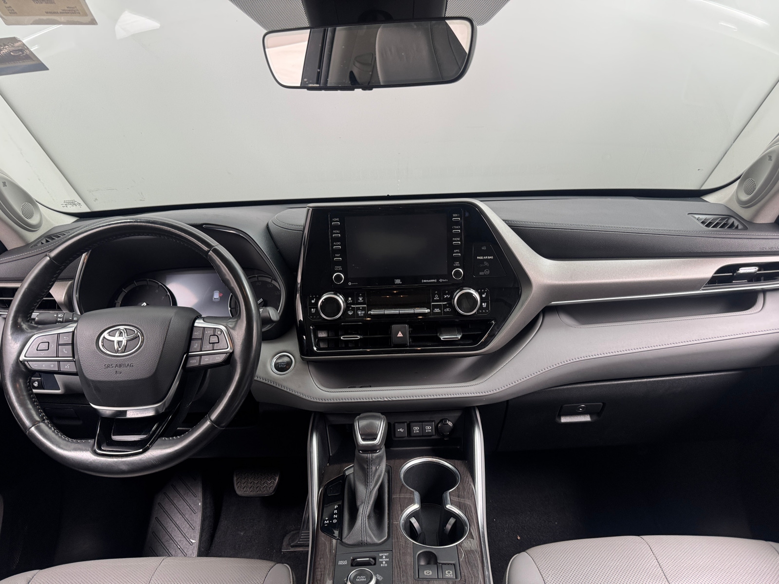 Thumbnail: 2020 Toyota Highlander - 2