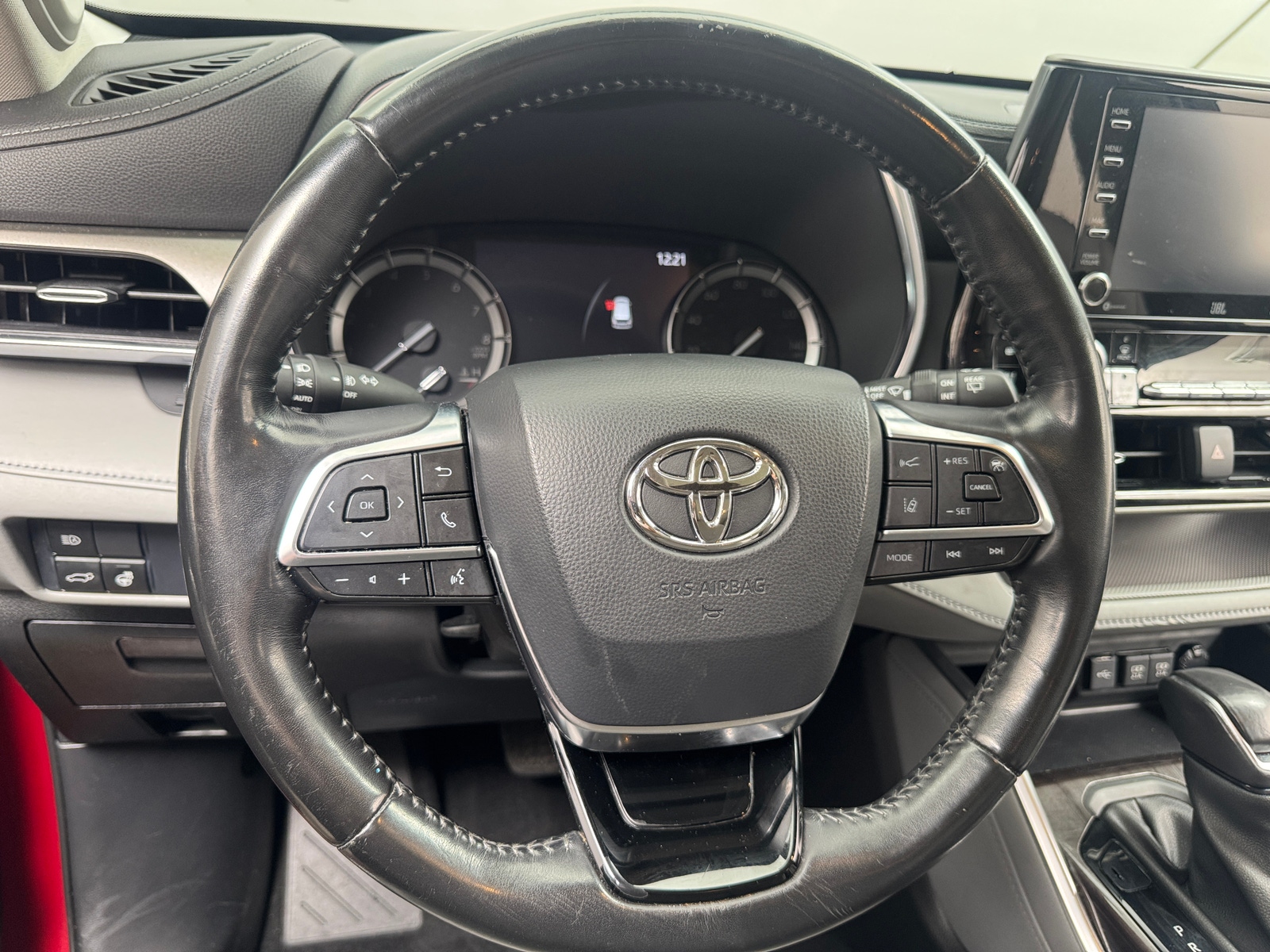 Thumbnail: 2020 Toyota Highlander - 4