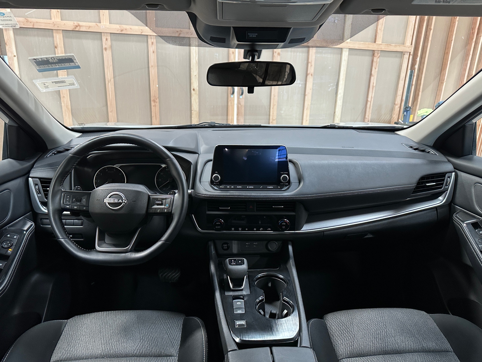 Thumbnail: 2025 Nissan Rogue - 3