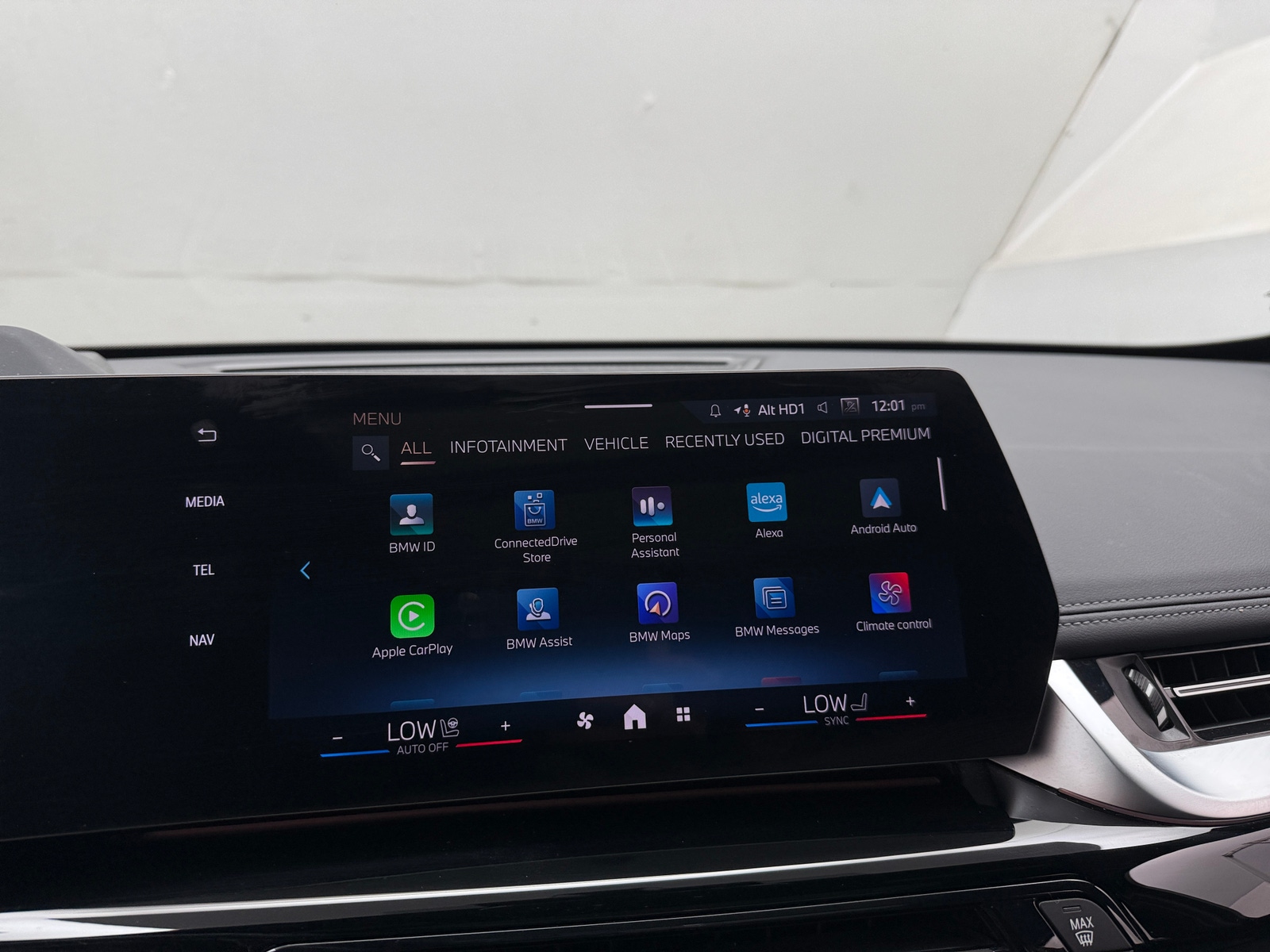 Thumbnail: 2026 BMW X1 - 3