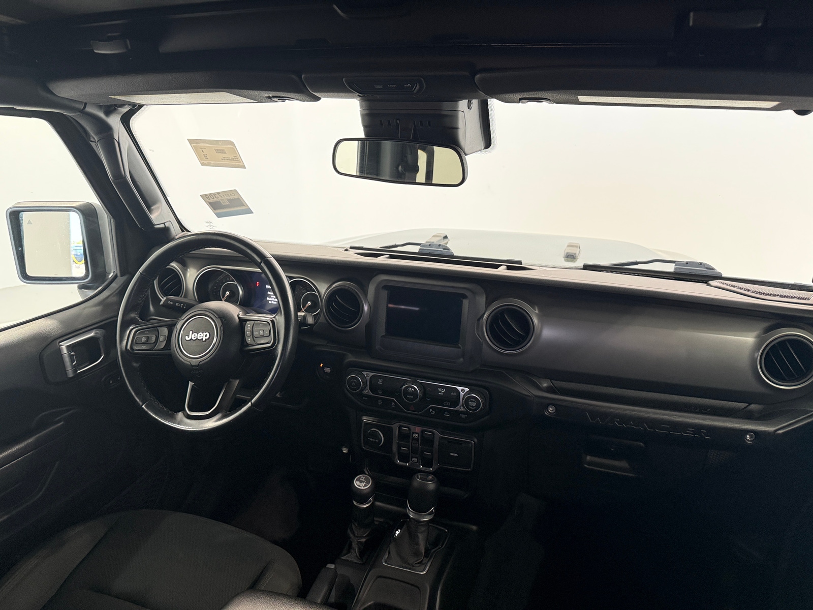 Thumbnail: 2022 Jeep Wrangler - 3
