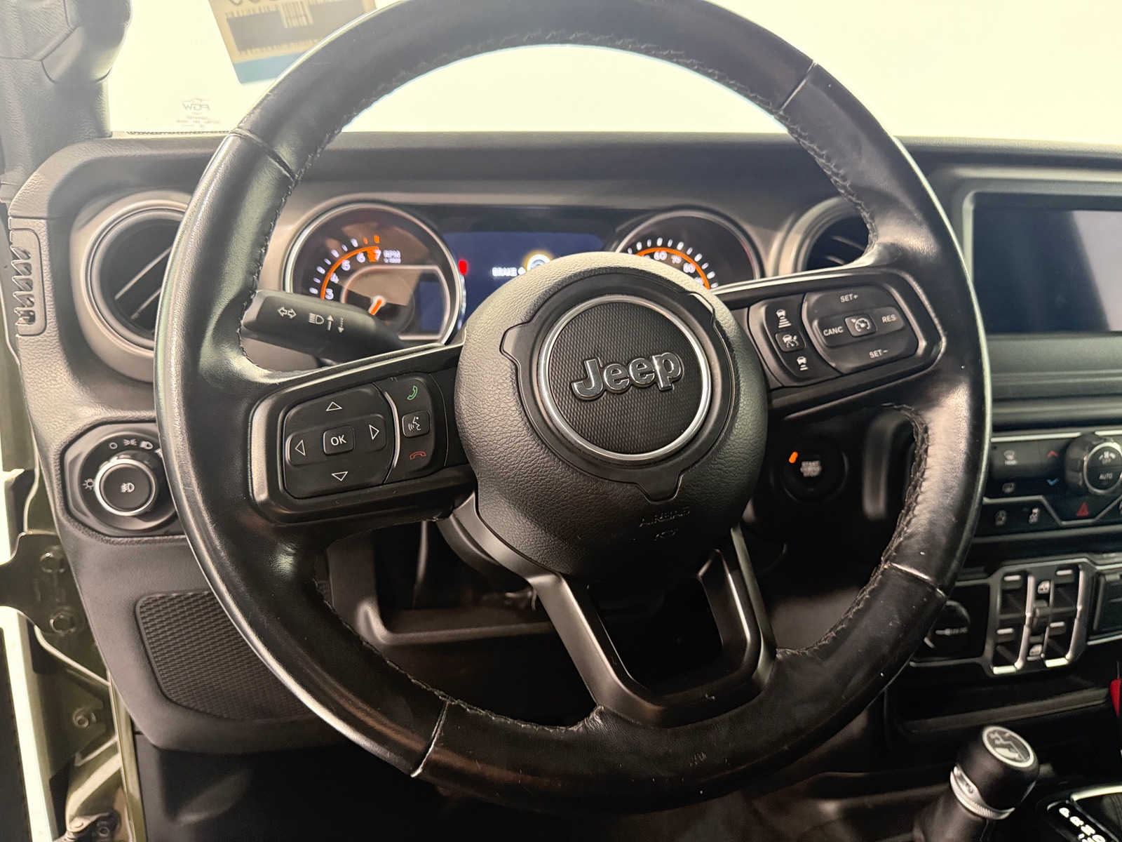 Thumbnail: 2022 Jeep Wrangler - 5
