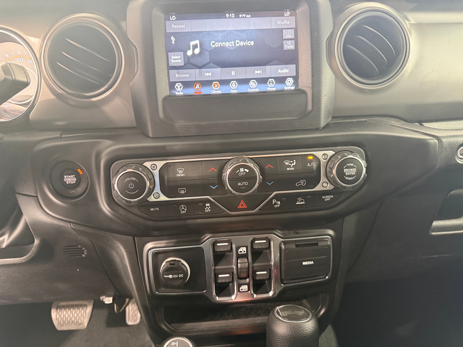 Thumbnail: 2022 Jeep Wrangler - 4