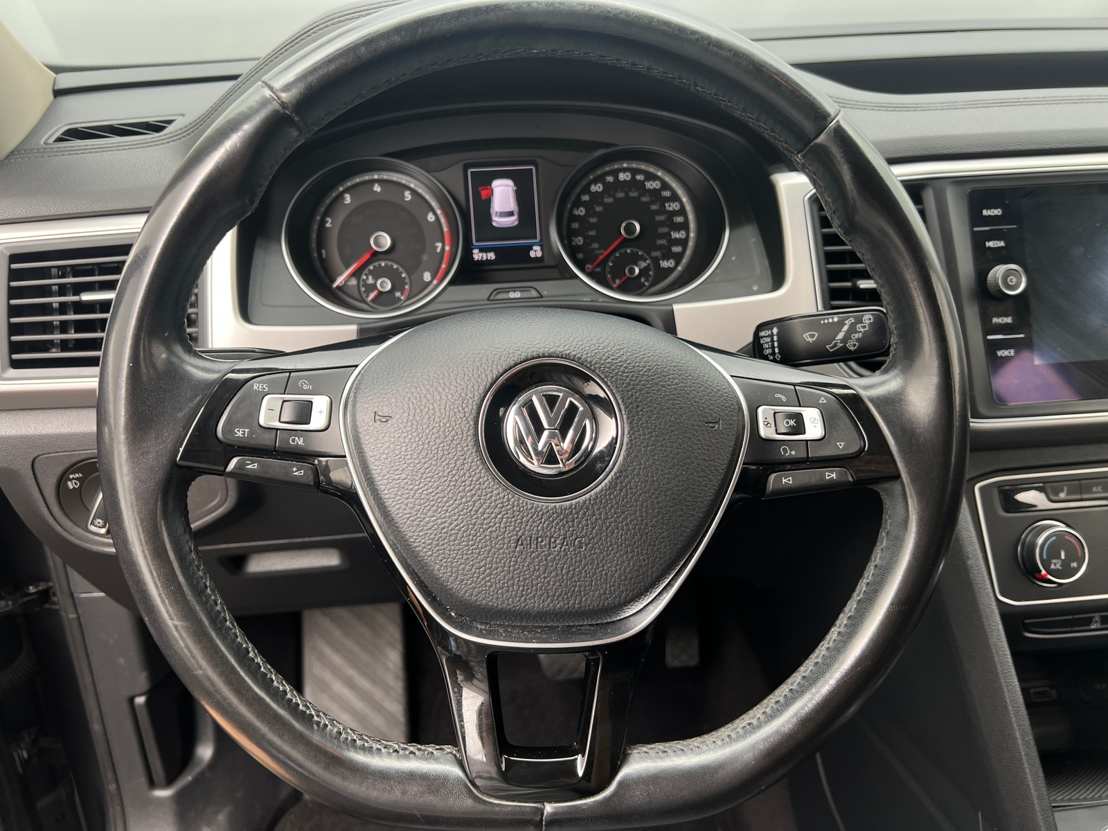 Thumbnail: 2018 Volkswagen Atlas - 4