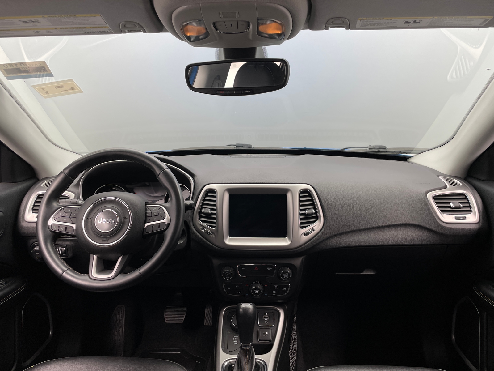 Thumbnail: 2018 Jeep Compass - 3