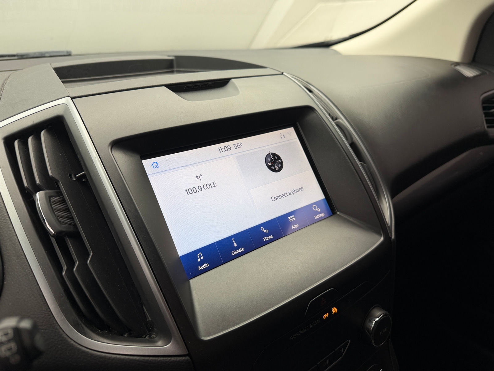 Thumbnail: 2020 Ford Edge - 4