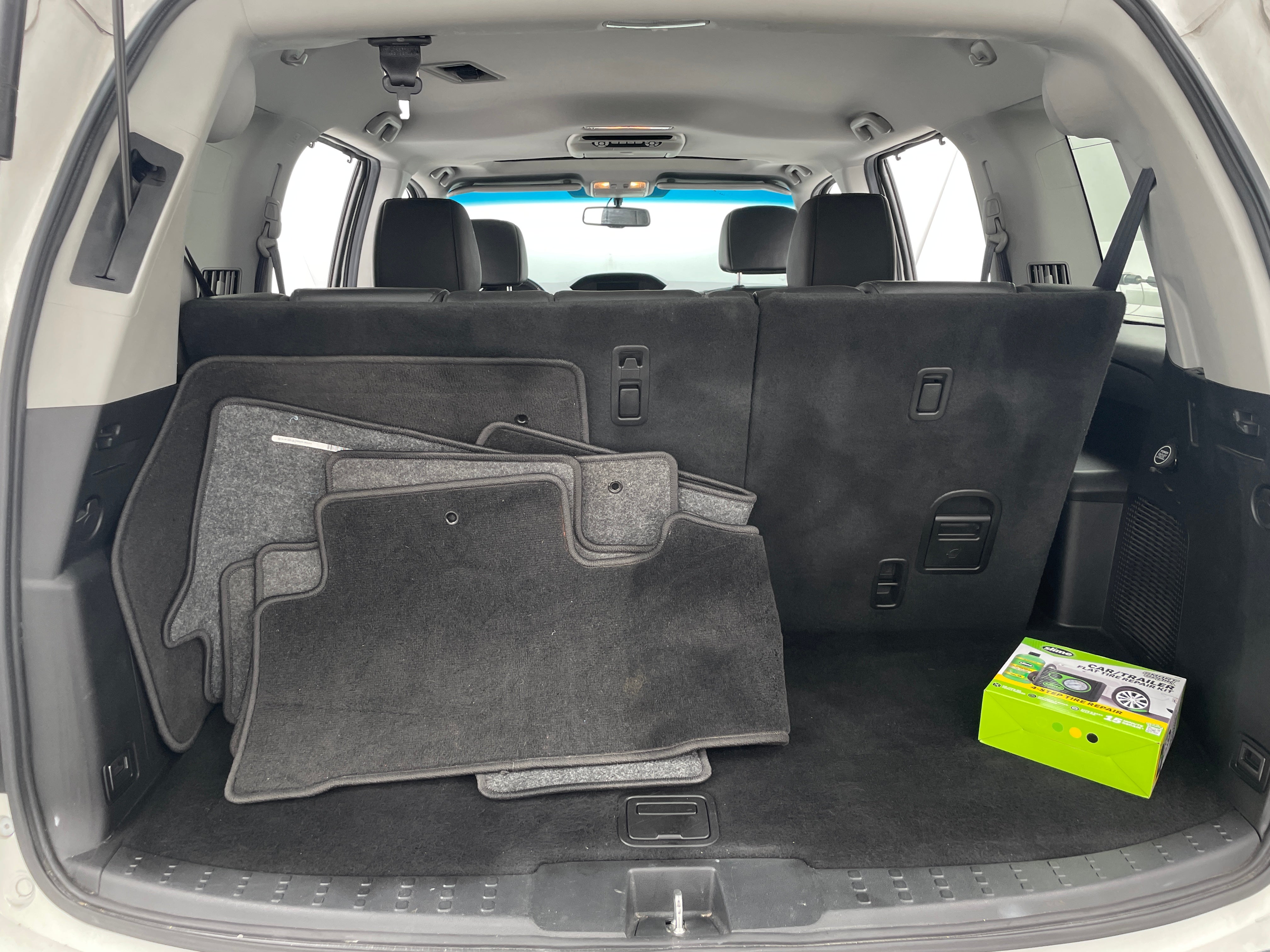 Used 2012 Honda Pilot Touring with VIN 5FNYF4H93CB055396 for sale in Pewaukee, WI