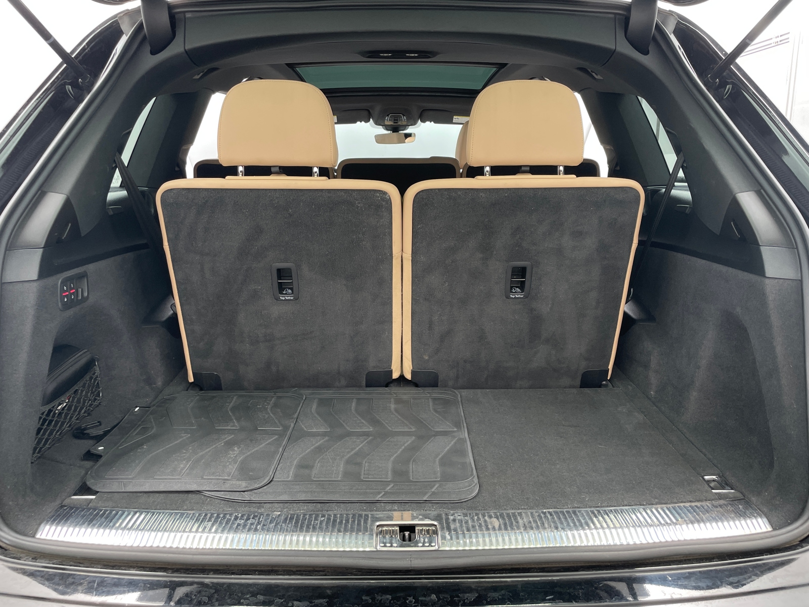 Thumbnail: 2021 Audi Q7 - 6