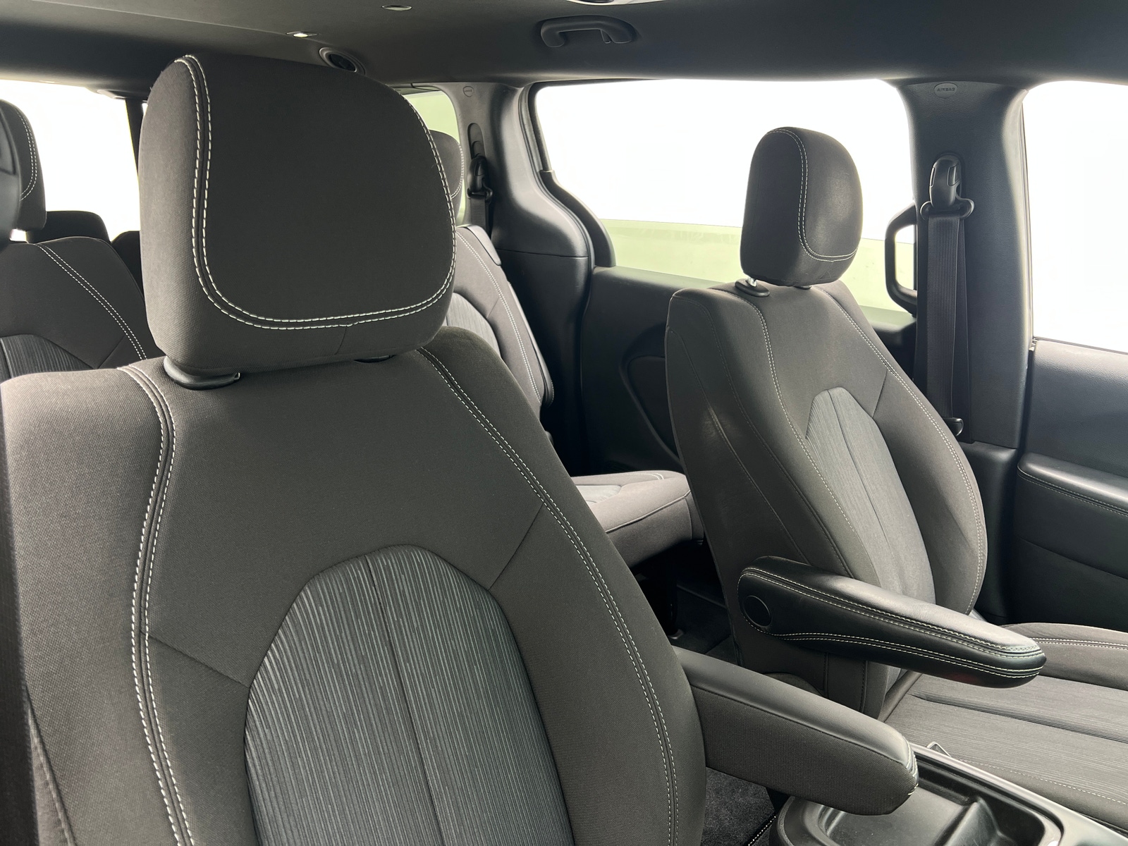 Thumbnail: 2024 Chrysler Pacifica - 2