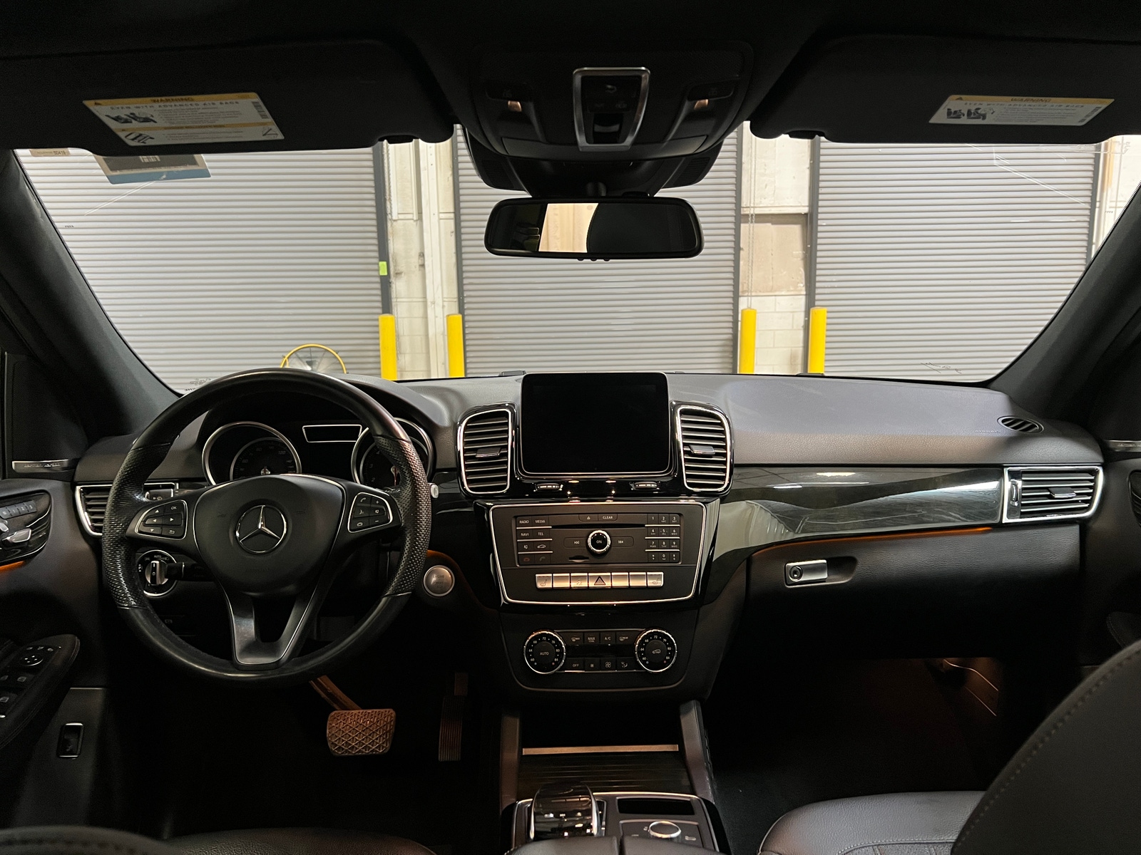 Thumbnail: 2017 Mercedes-Benz GLE - 2