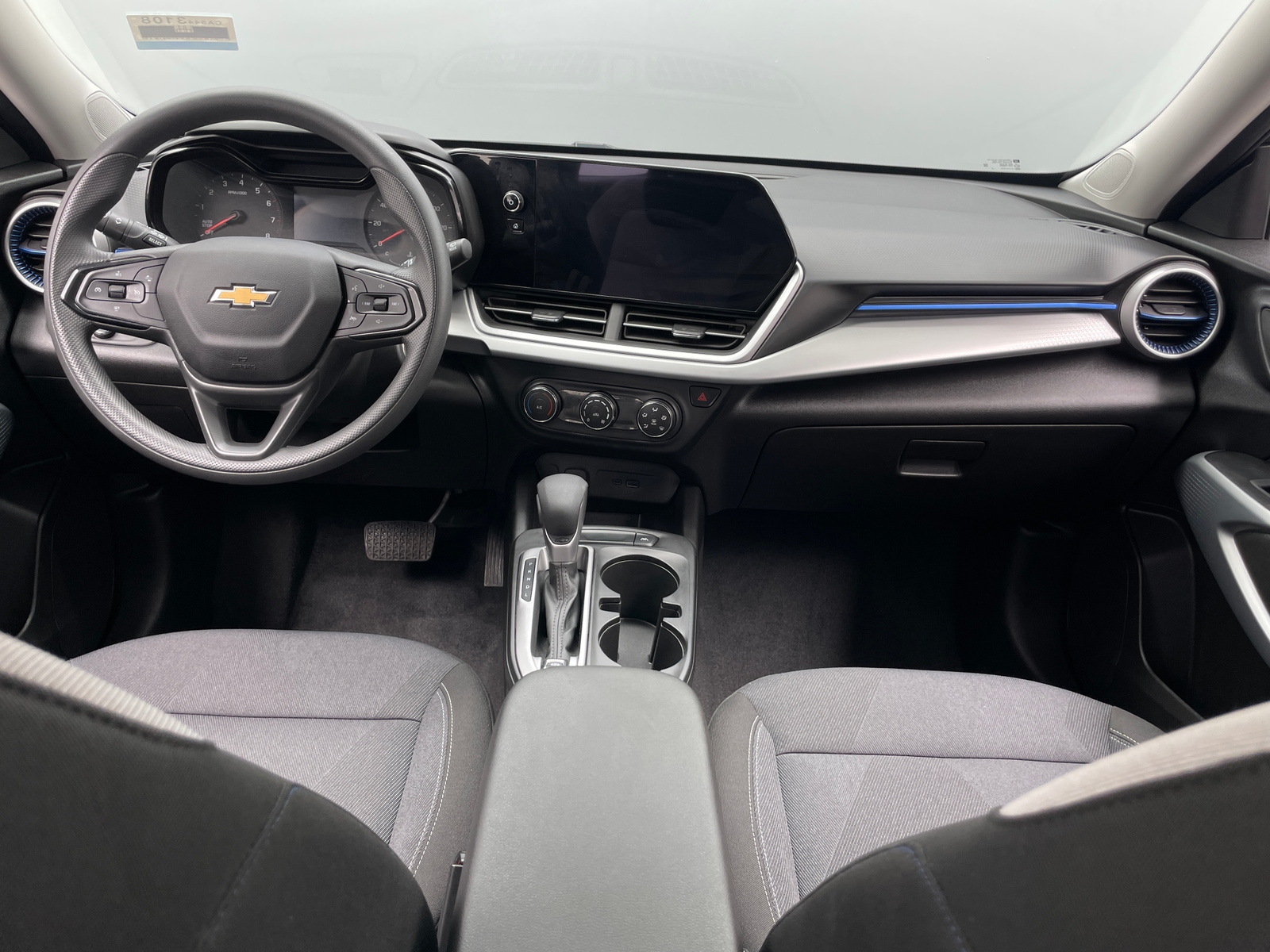 Thumbnail: 2026 Chevrolet Trax - 3