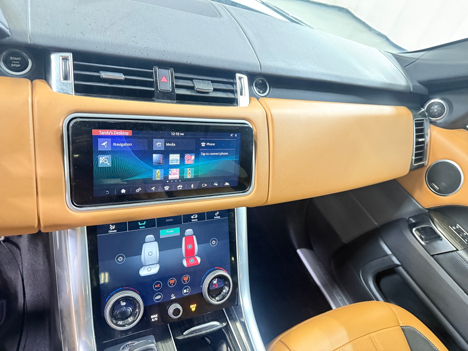 Thumbnail: 2019 Land Rover Range Rover Sport - 3