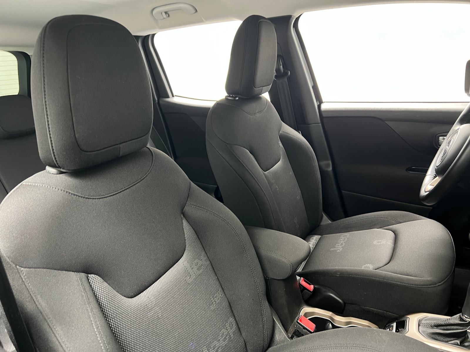 Thumbnail: 2017 Jeep Renegade - 2