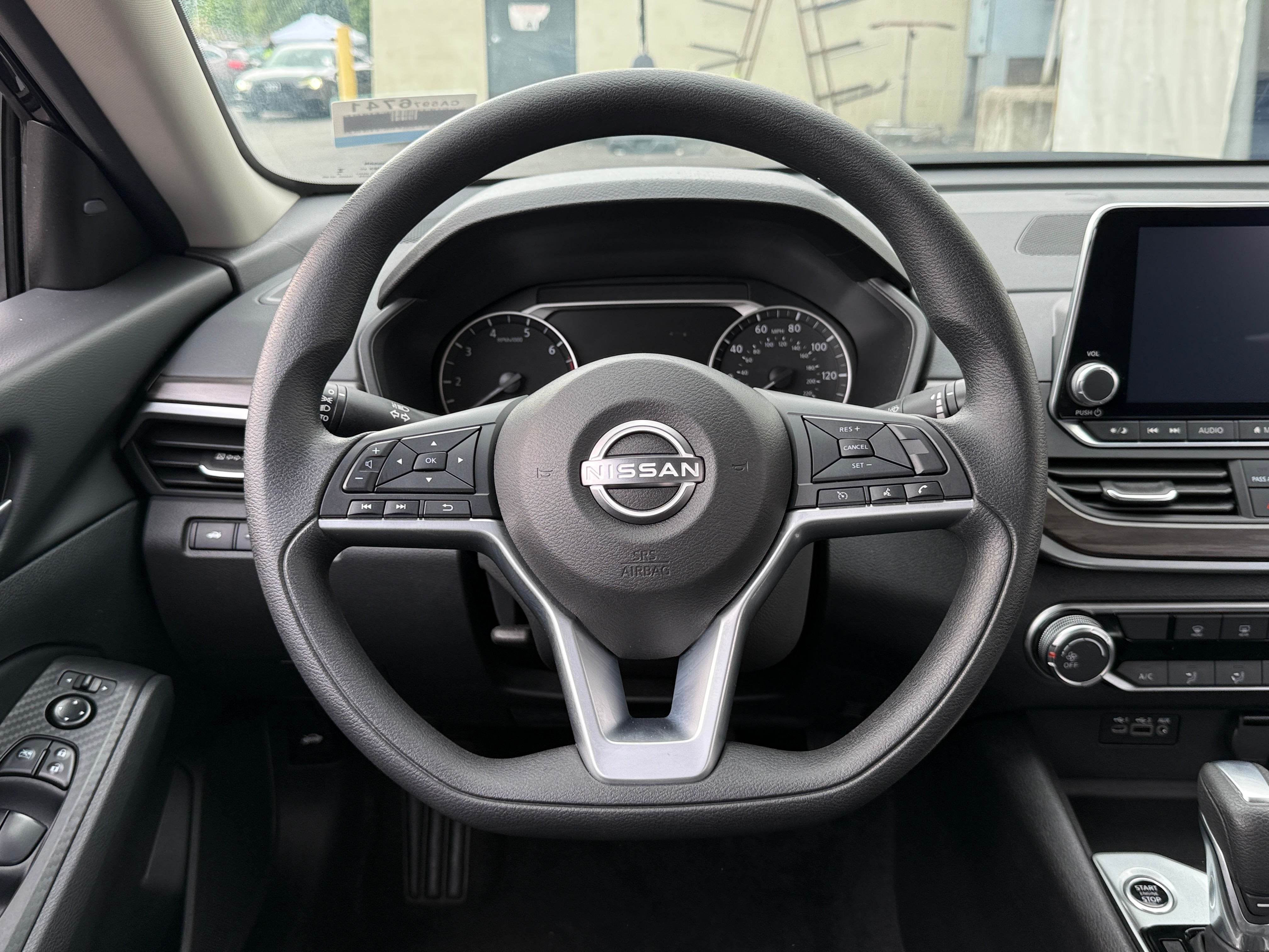 2025 Nissan Altima SV - Photo 10