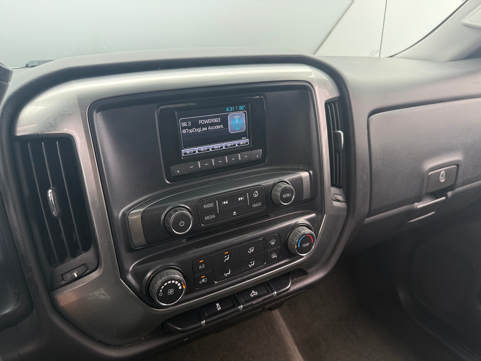 Thumbnail: 2015 Chevrolet Silverado 1500 - 4