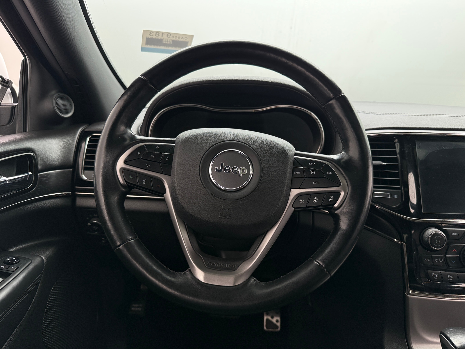 Thumbnail: 2021 Jeep Grand Cherokee - 4