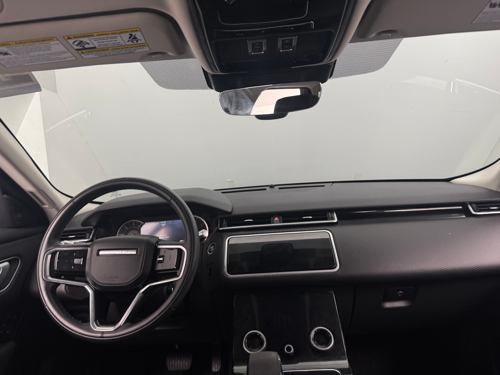 Thumbnail: 2022 Land Rover Range Rover Velar - 2