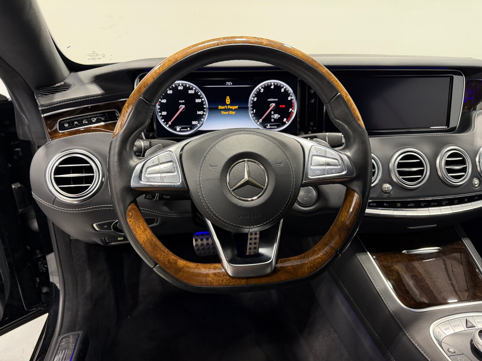 Thumbnail: 2015 Mercedes-Benz S-Class - 3