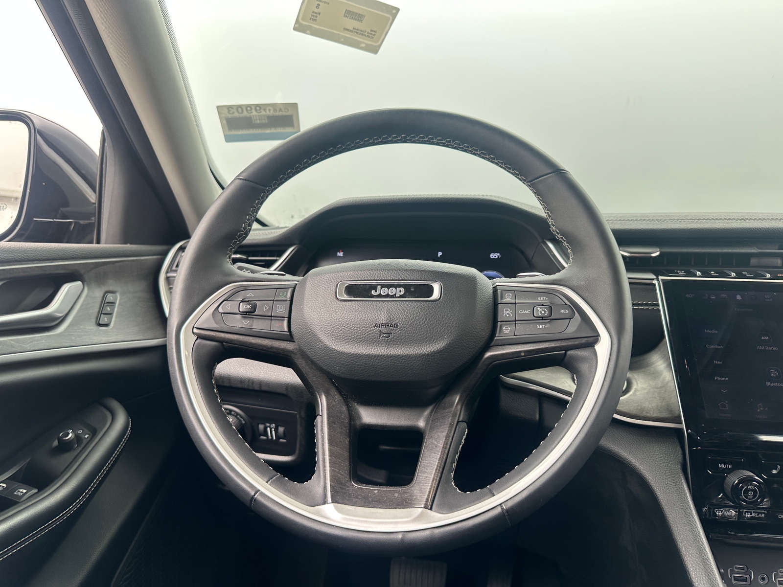 Thumbnail: 2023 Jeep Grand Cherokee - 4