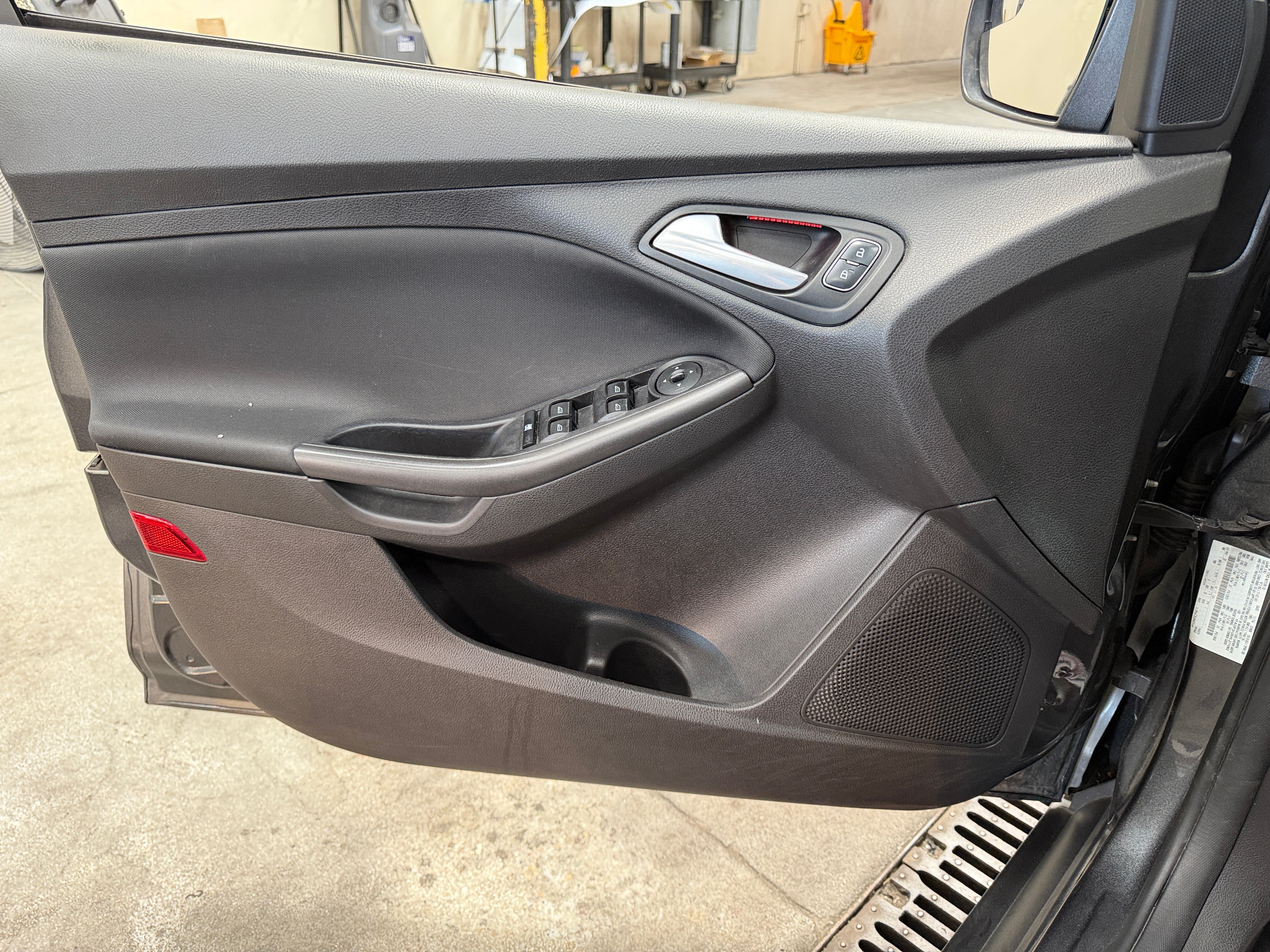 Used 2017 Ford Focus SEL with VIN 1FADP3H26HL211062 for sale in Pewaukee, WI