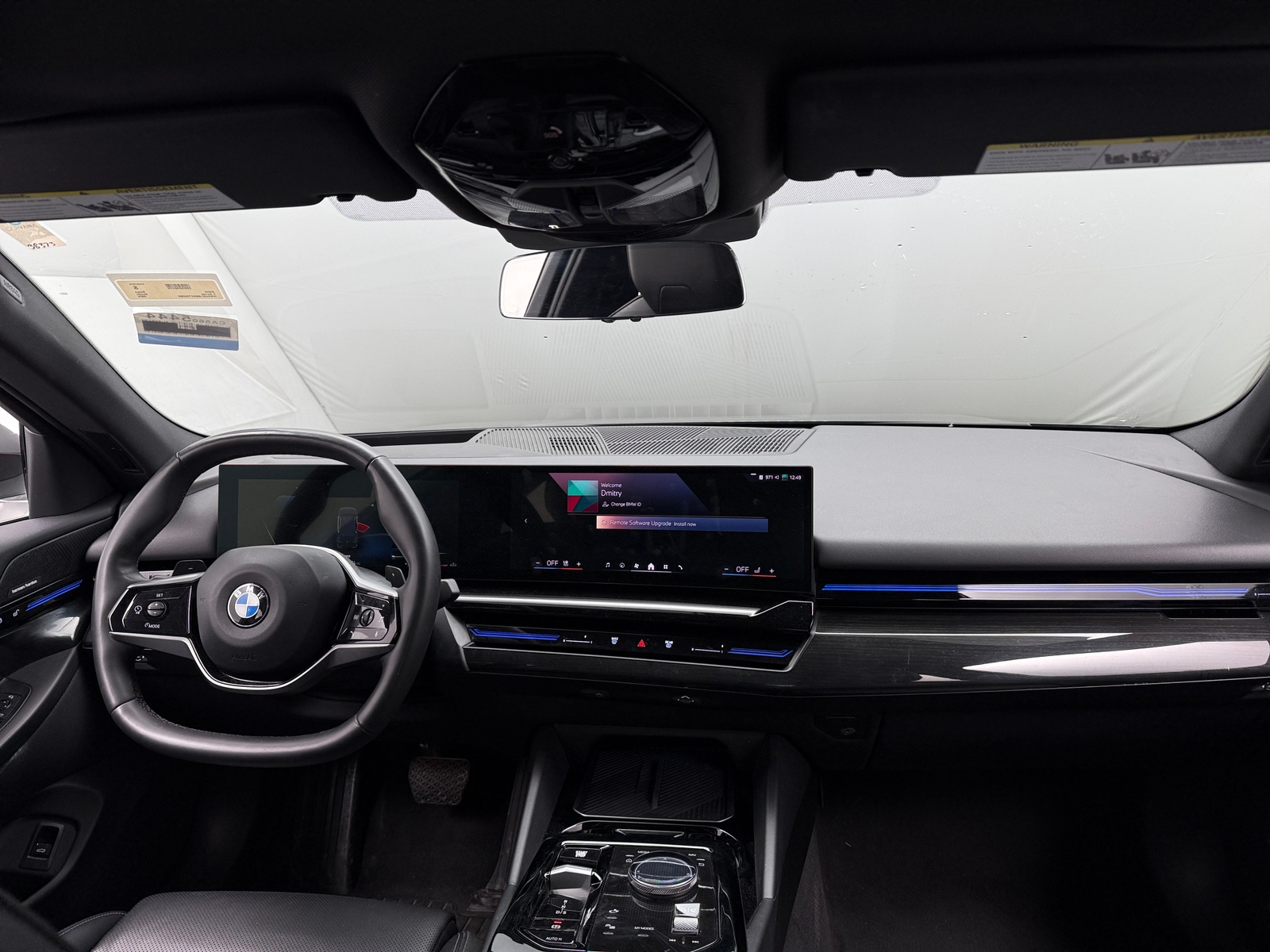 Thumbnail: 2025 BMW 5 Series - 3