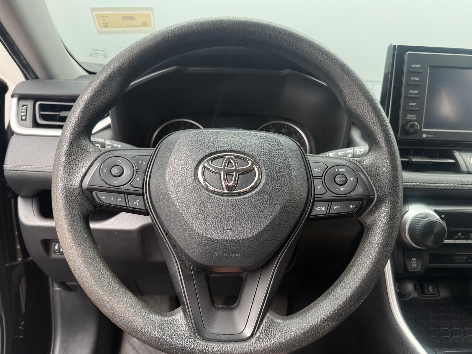 Thumbnail: 2022 Toyota RAV4 - 5