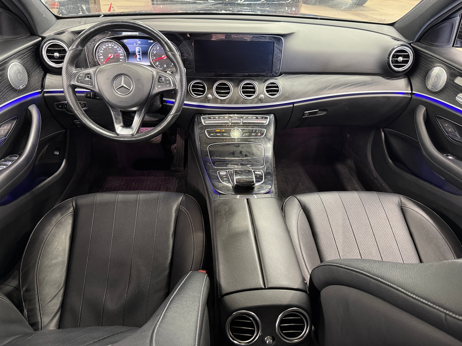 Thumbnail: 2017 Mercedes-Benz E-Class - 2