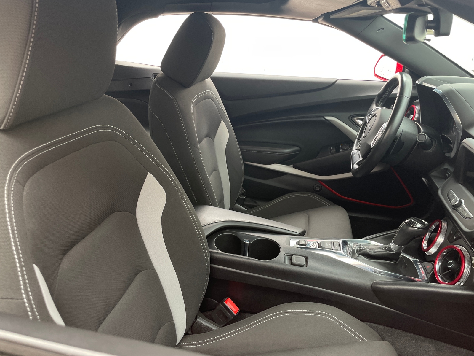 Thumbnail: 2019 Chevrolet Camaro - 2