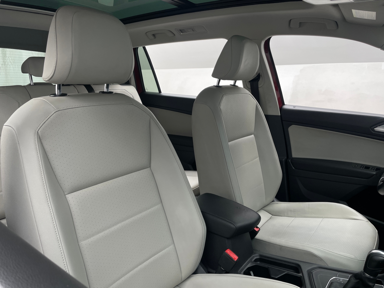 Thumbnail: 2019 Volkswagen Tiguan - 2