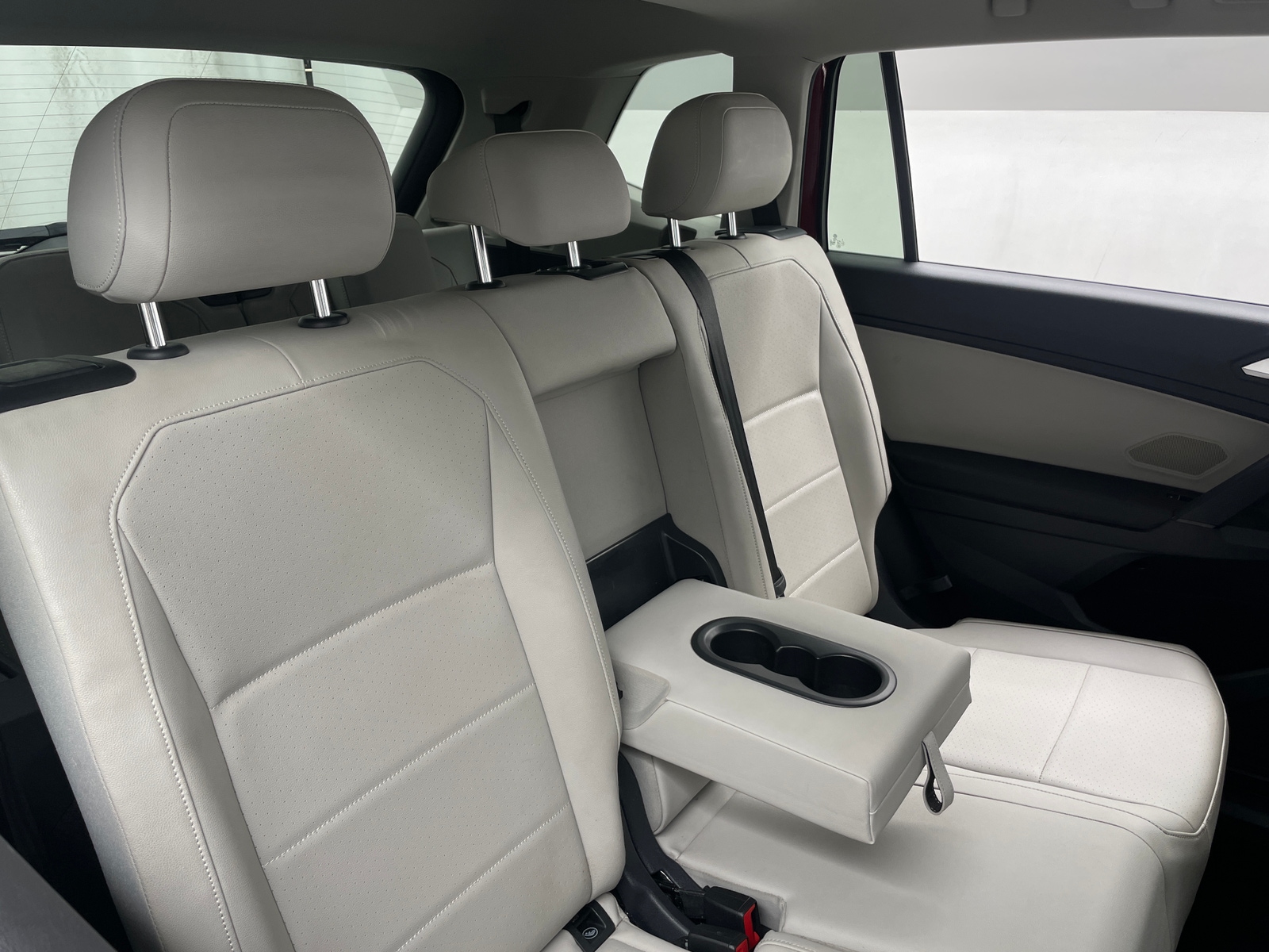 Thumbnail: 2019 Volkswagen Tiguan - 6