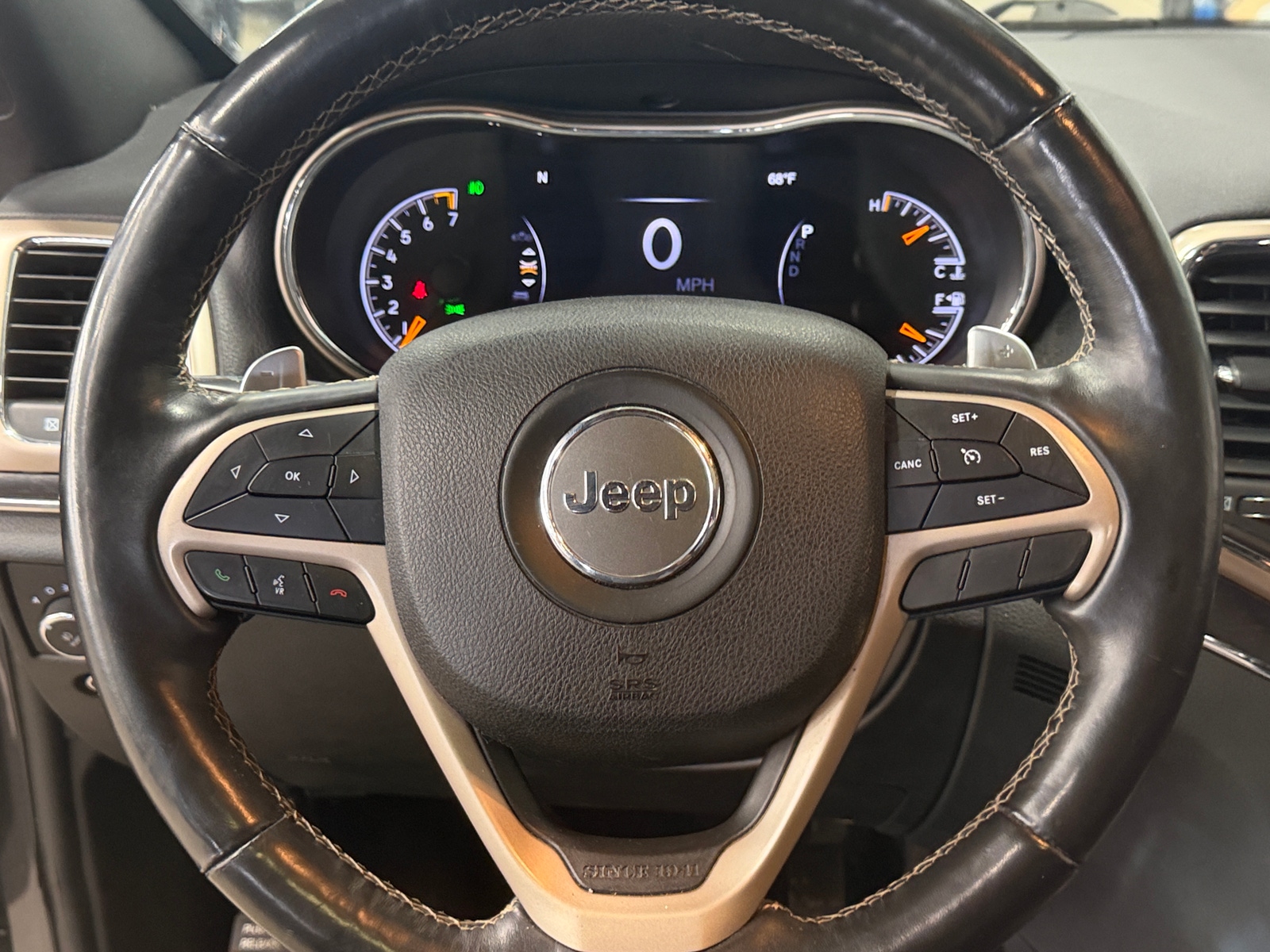 Thumbnail: 2017 Jeep Grand Cherokee - 4