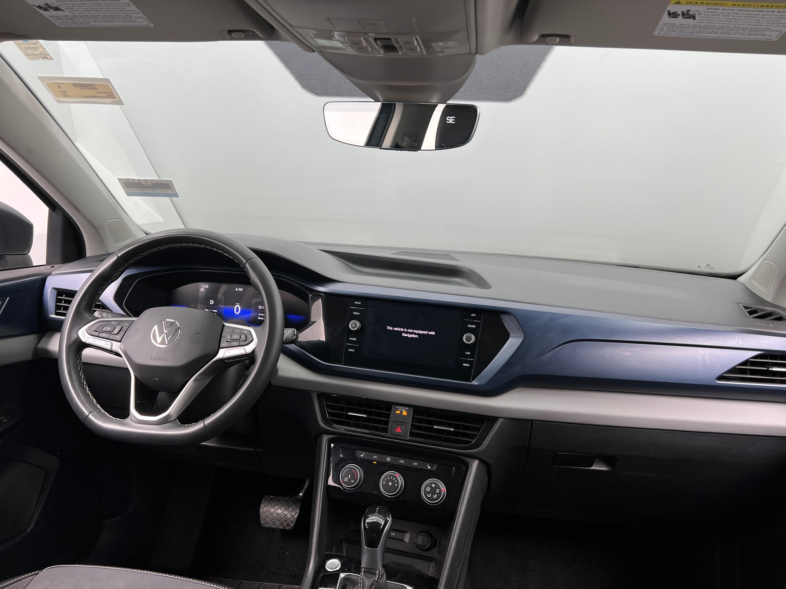Thumbnail: 2023 Volkswagen Taos - 3