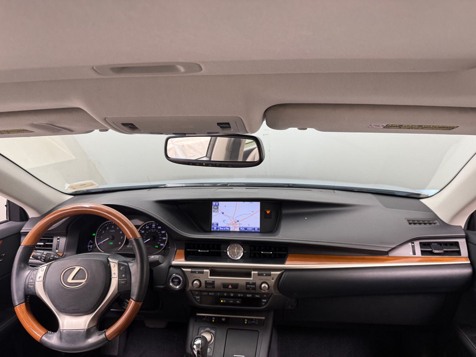Thumbnail: 2013 Lexus ES - 2