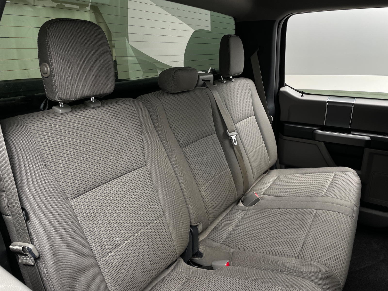 Thumbnail: 2015 Ford Econoline - 6