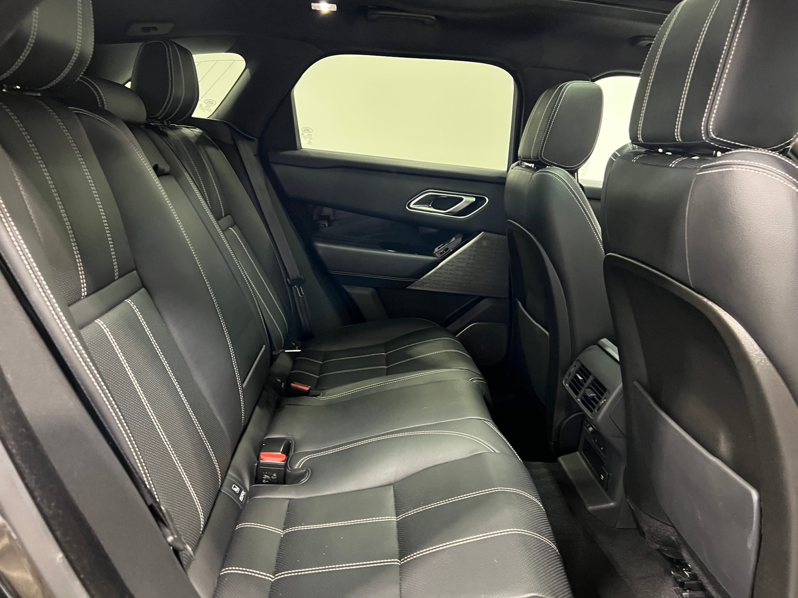 Thumbnail: 2019 Land Rover Range Rover Velar - 5