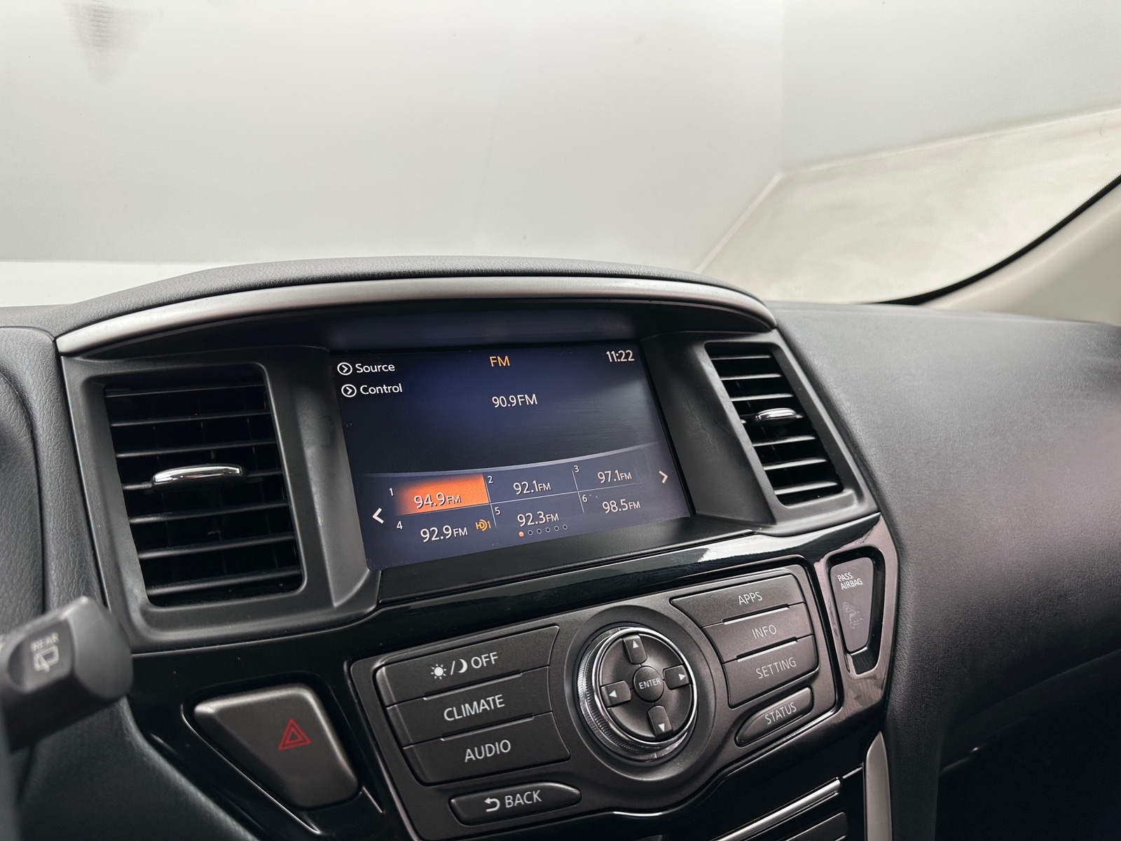 Thumbnail: 2020 Nissan Pathfinder - 4