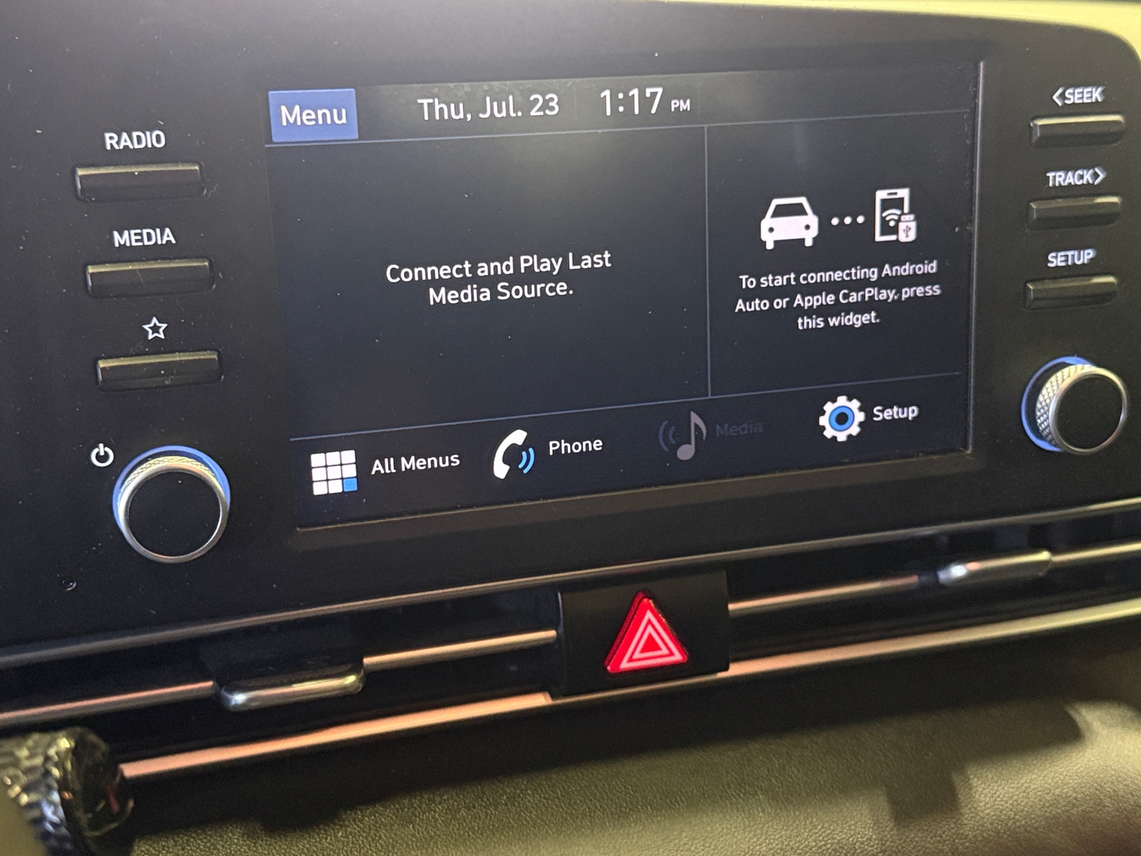Thumbnail: 2022 Hyundai Elantra - 4