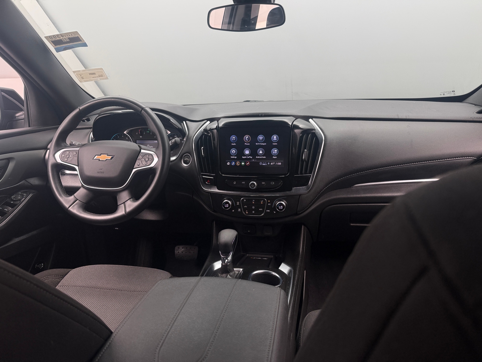Thumbnail: 2023 Chevrolet Traverse - 3
