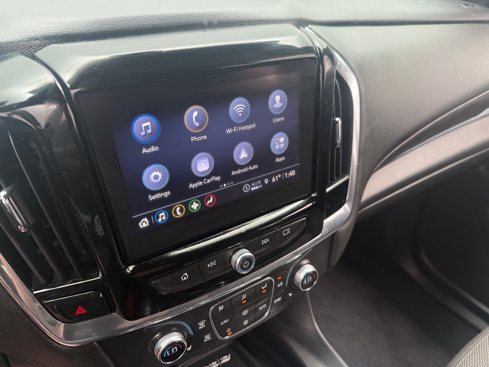 Thumbnail: 2023 Chevrolet Traverse - 4