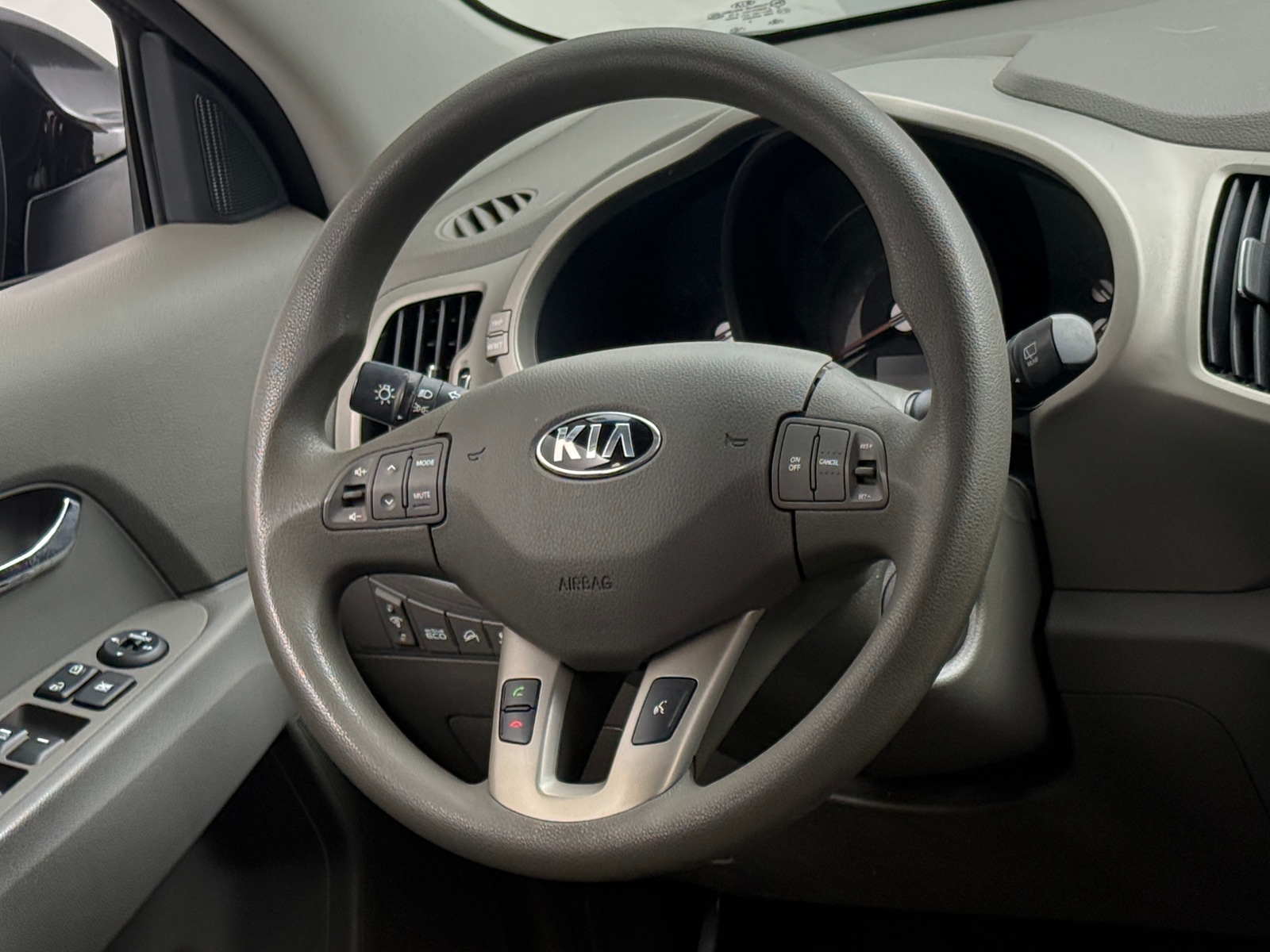 Thumbnail: 2015 Kia Sportage - 4