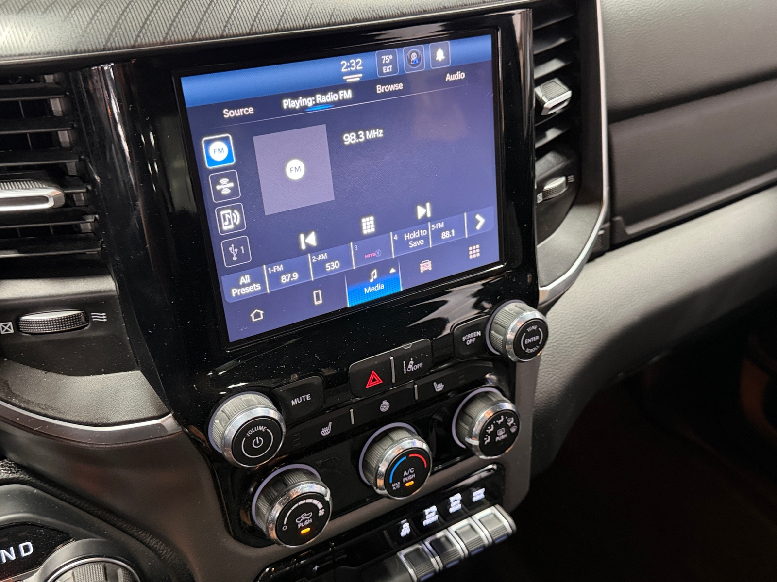 Thumbnail: 2025 RAM 1500 - 4