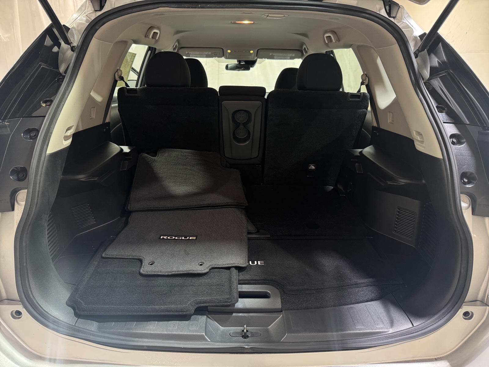 Thumbnail: 2019 Nissan Rogue - 7
