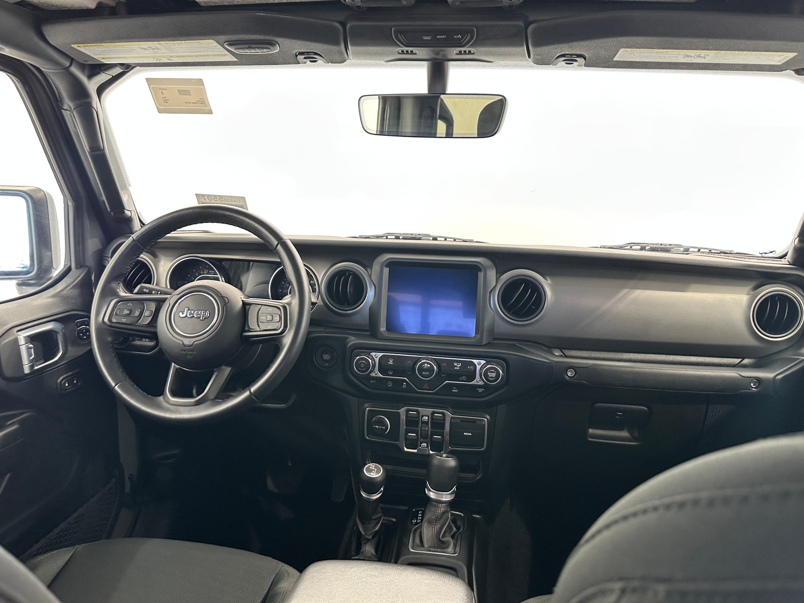 Thumbnail: 2022 Jeep Gladiator - 3