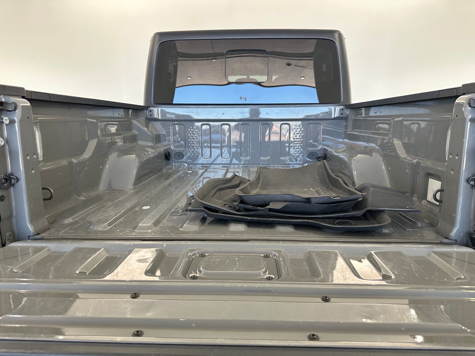 Thumbnail: 2022 Jeep Gladiator - 7
