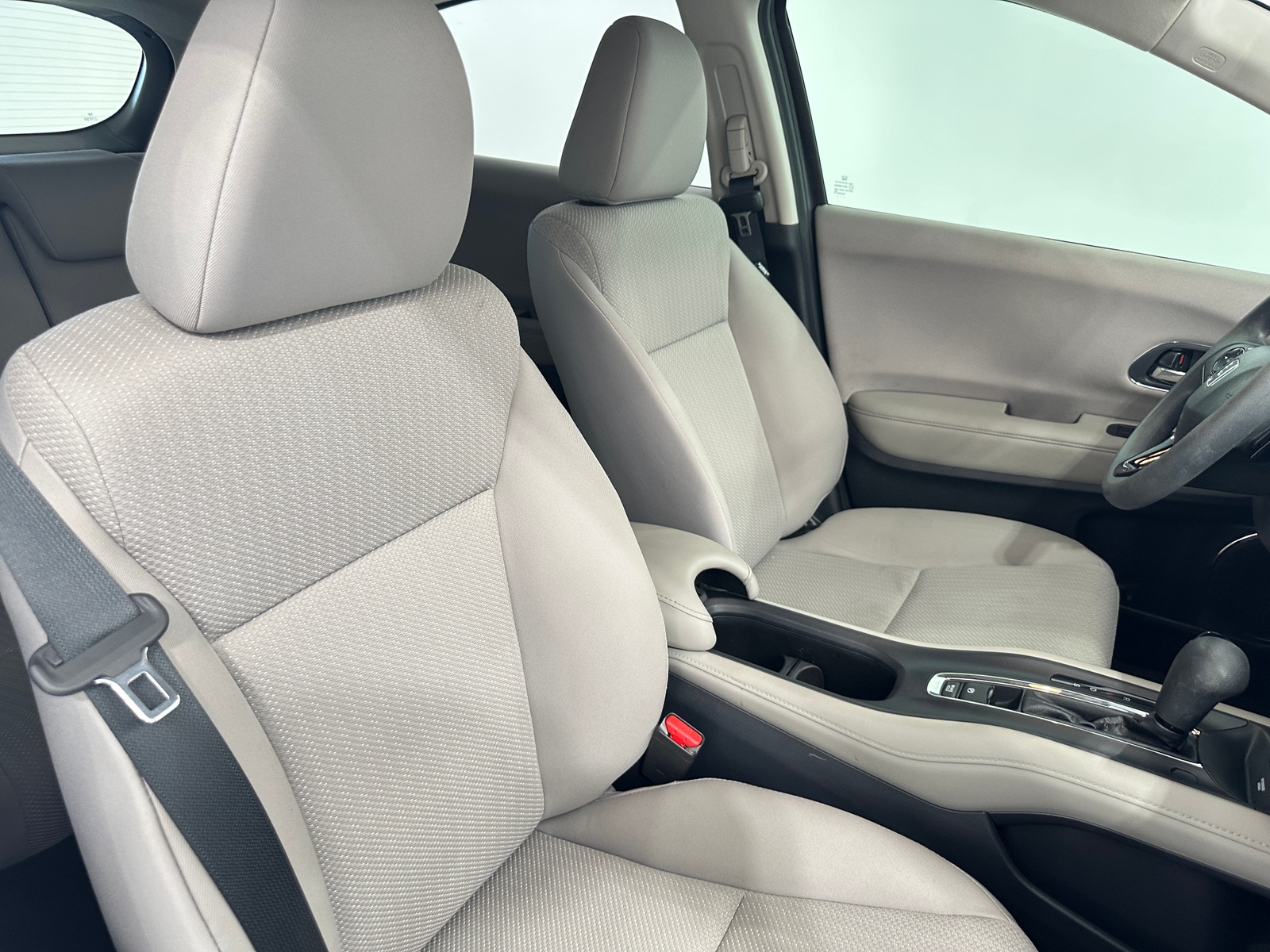 Thumbnail: 2017 Honda HR-V - 2