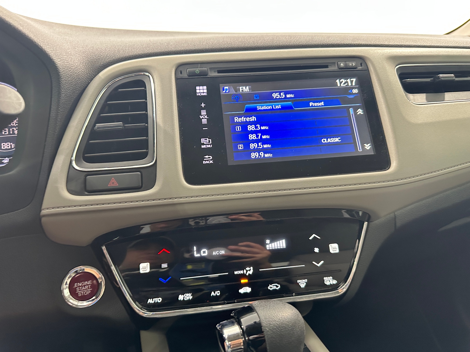 Thumbnail: 2017 Honda HR-V - 4