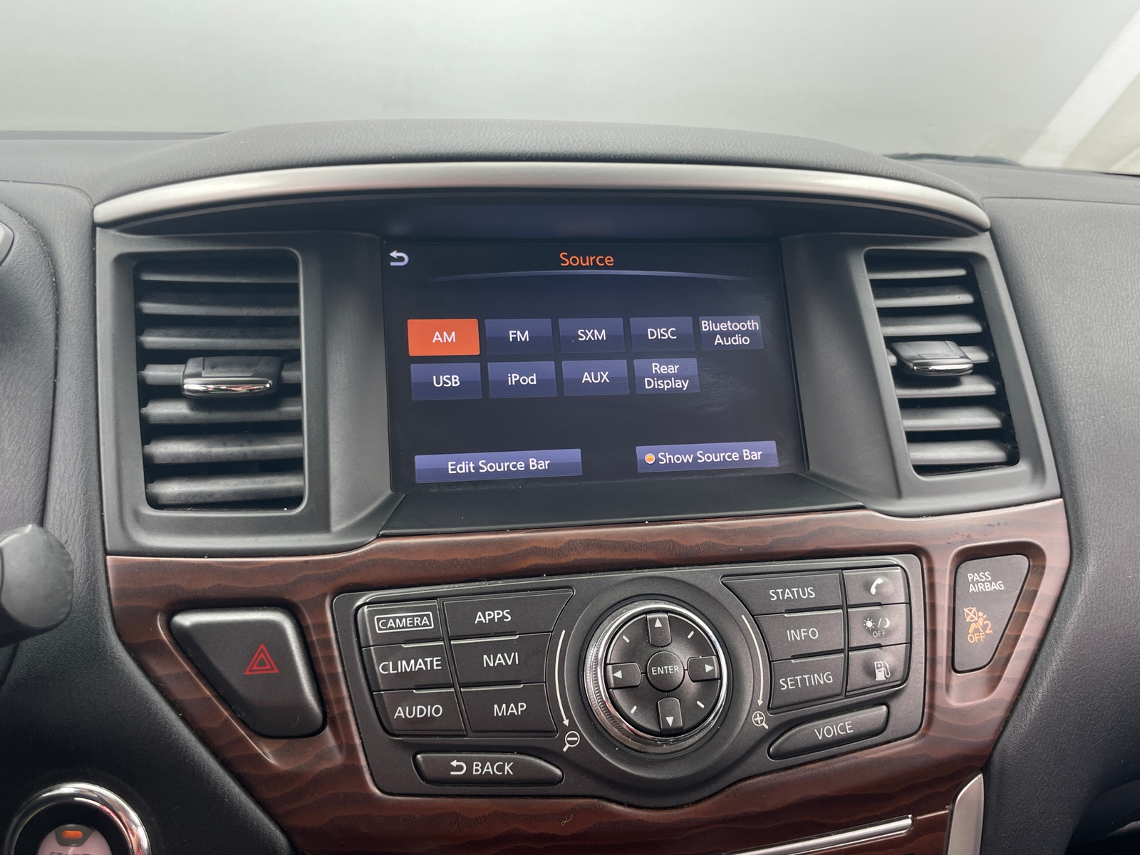 Thumbnail: 2018 Nissan Pathfinder - 3