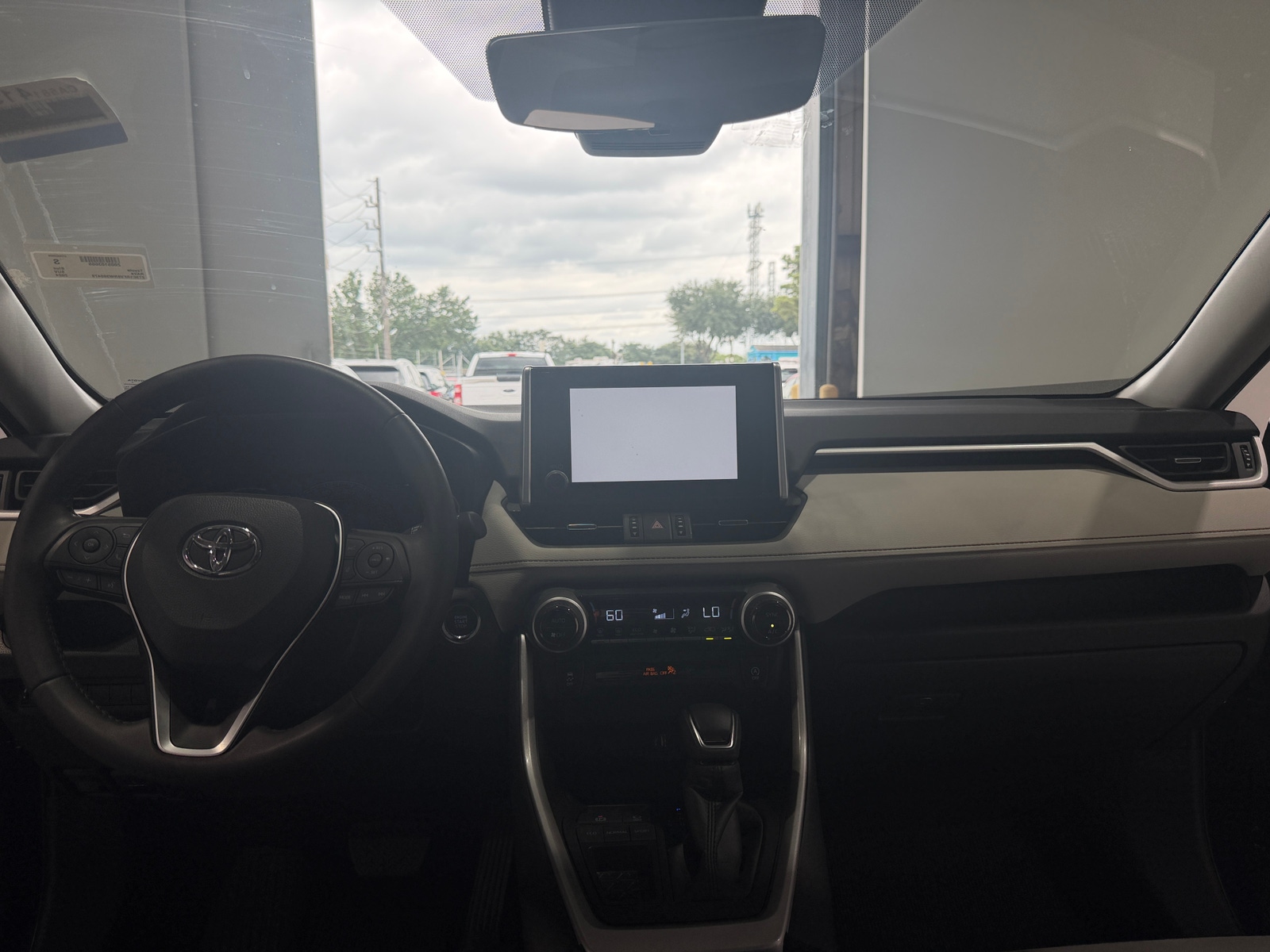 Thumbnail: 2024 Toyota RAV4 - 2